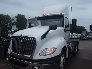 2019 NAVISTAR INTERNATIONAL LT625 DAYCAB T/A