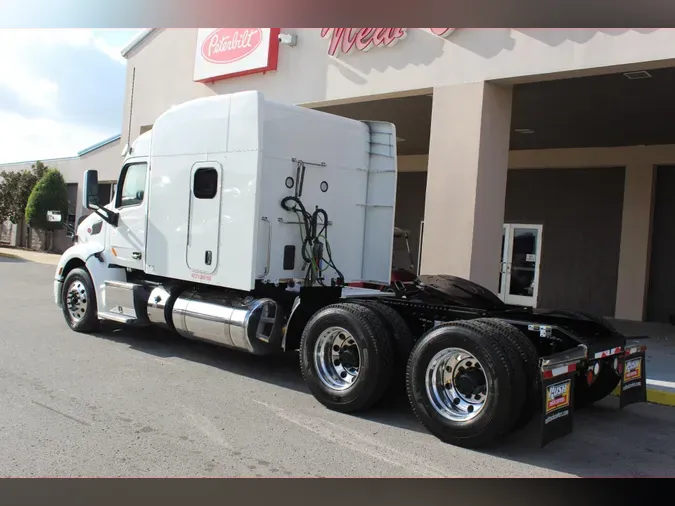 2022 Peterbilt 579