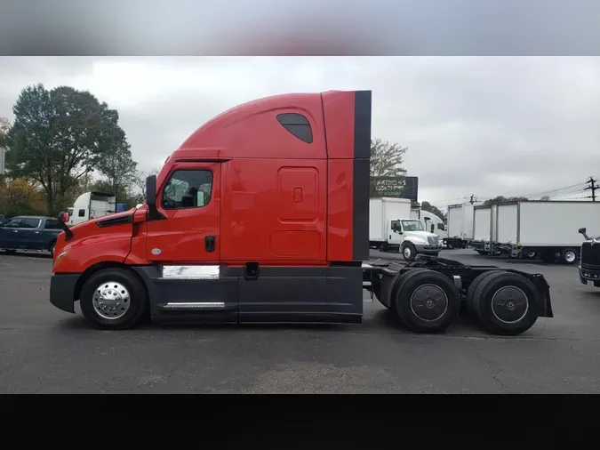 2021 Freightliner Cascadia