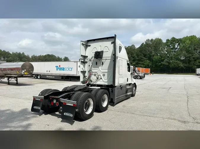 2021 Freightliner Cascadia
