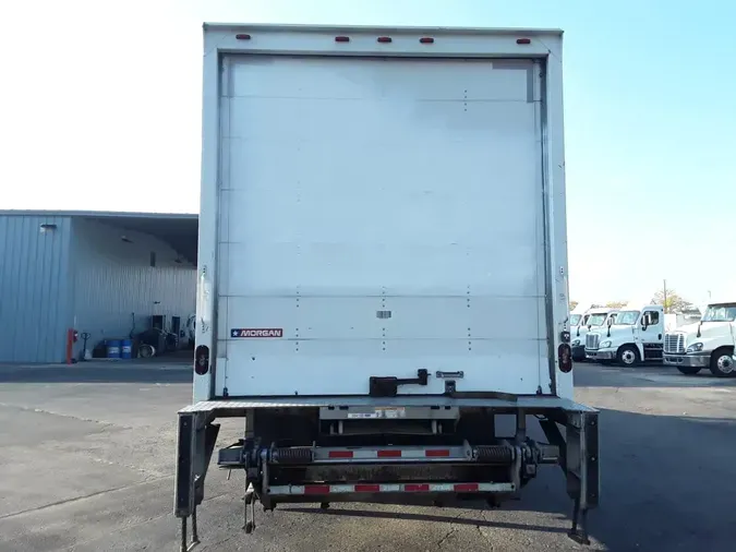 2019 FREIGHTLINER M2 106