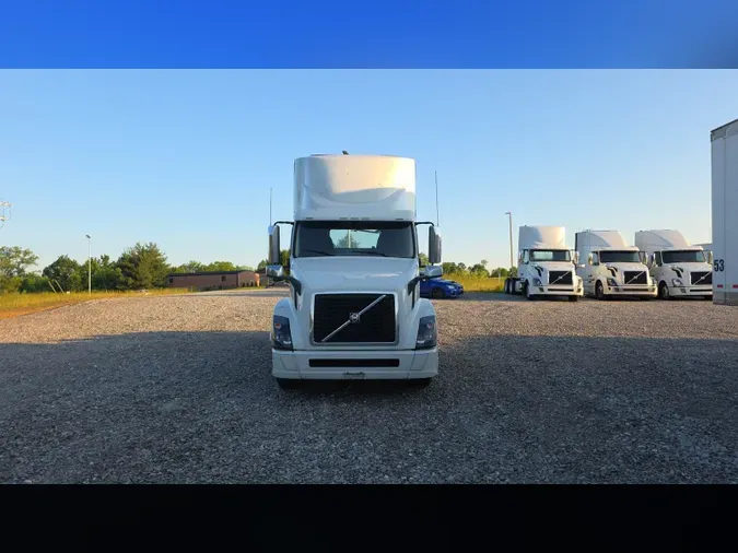 2018 Volvo VNL300