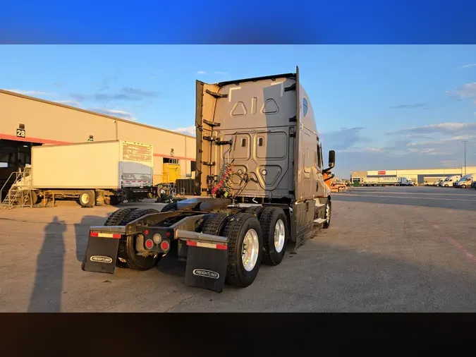 2024 Freightliner Cascadia 12690c7ea90297967fa2a184e48704ff1d3