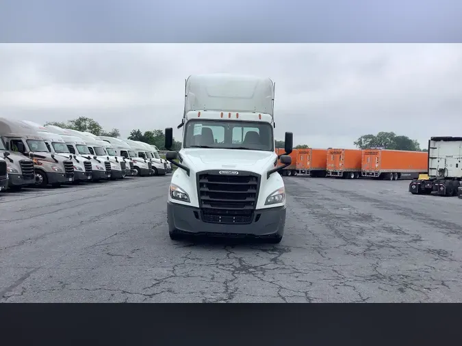 2020 Freightliner Cascadia 12690cac9ce6f840efc46a080a72ad50454