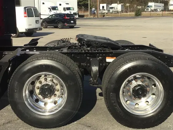 2020 FREIGHTLINER CASCADIA