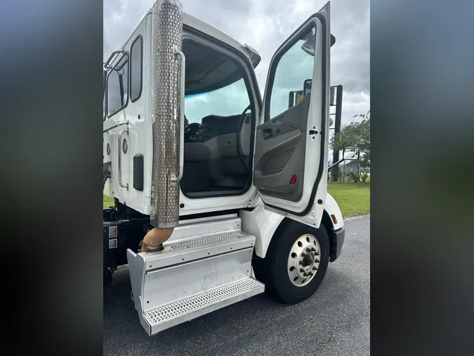 2020 Peterbilt 579