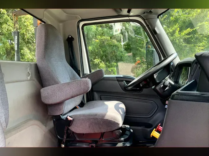 2021 INT LT625 6x4