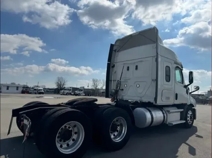 2020 FREIGHTLINER/MERCEDES NEW CASCADIA 116