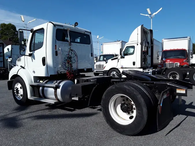 2017 FREIGHTLINER/MERCEDES M2-112