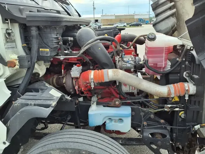 2019 NAVISTAR INTERNATIONAL LT625 DAYCAB T/A