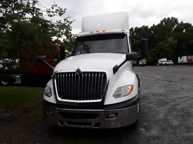 2018 NAVISTAR INTERNATIONAL LT625 DAYCAB T/A