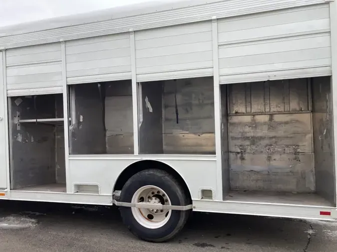 2014 FREIGHTLINER/MERCEDES M2 106