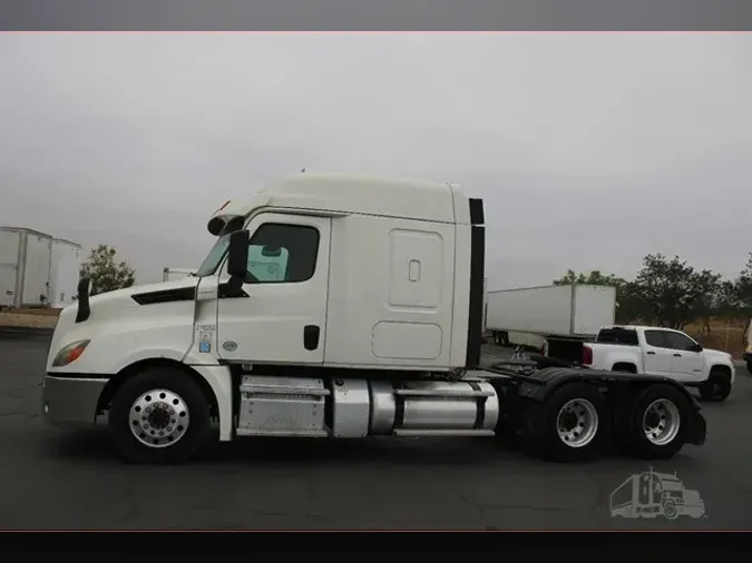 2019 FREIGHTLINER CASCADIA 126