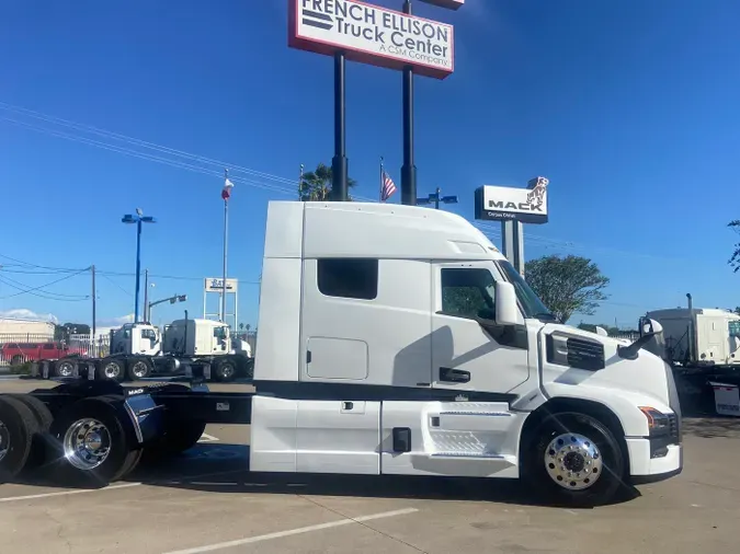 2026 Mack Pioneer HB64T90d74d5cdffe95fd93f4e234101bca73