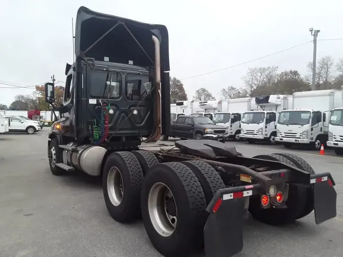 2018 FREIGHTLINER/MERCEDES CASCADIA 125