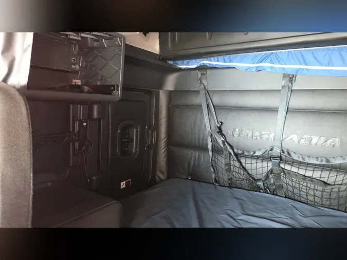 2025 Freightliner Cascadia 126