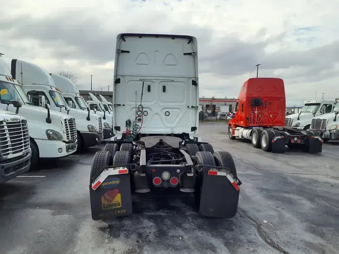 2020 FREIGHTLINER/MERCEDES NEW CASCADIA PX12664