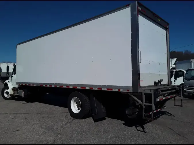 2018 FREIGHTLINER M2 106