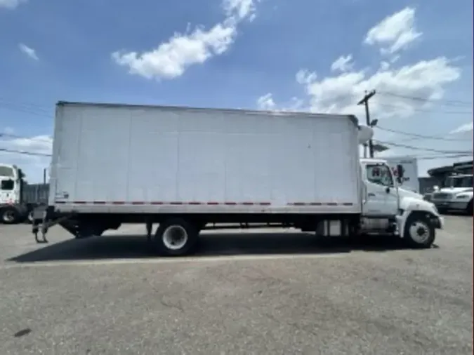 2019 HINO 268