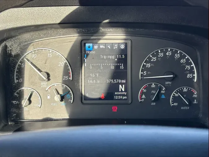 2021 Freightliner Cascadia 12690e789a9408a42961ac2a355f42ce3c6