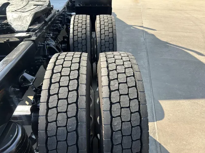 2020 Peterbilt 567