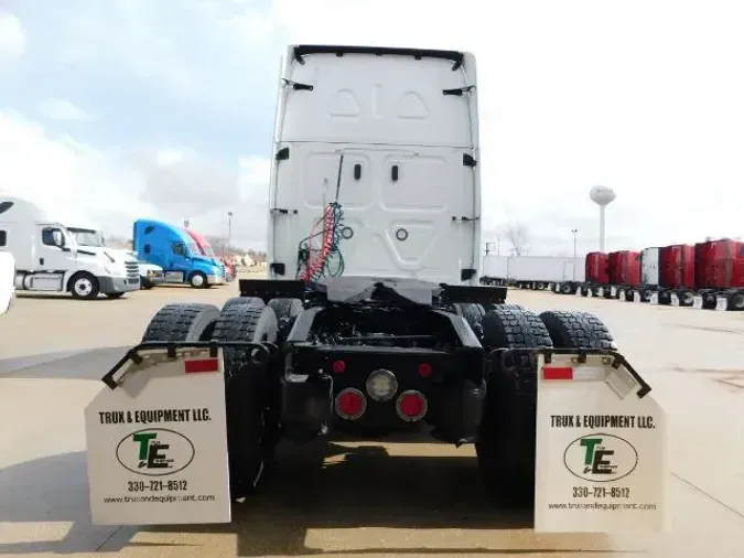 2020 Freightliner Cascadia