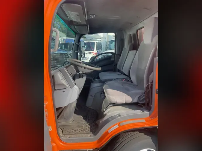 2019 ISUZU NQR