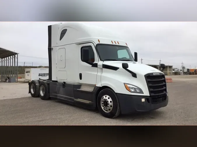 2020 Freightliner Cascadia90eea567a40bb105db2ecd91886f11a0