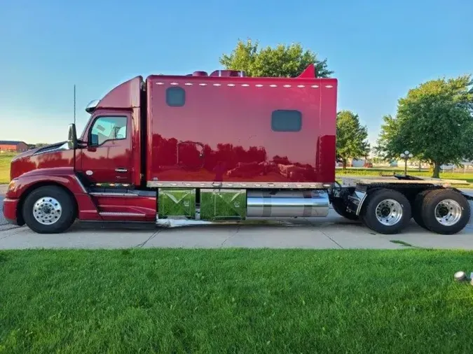 2025 Kenworth T680