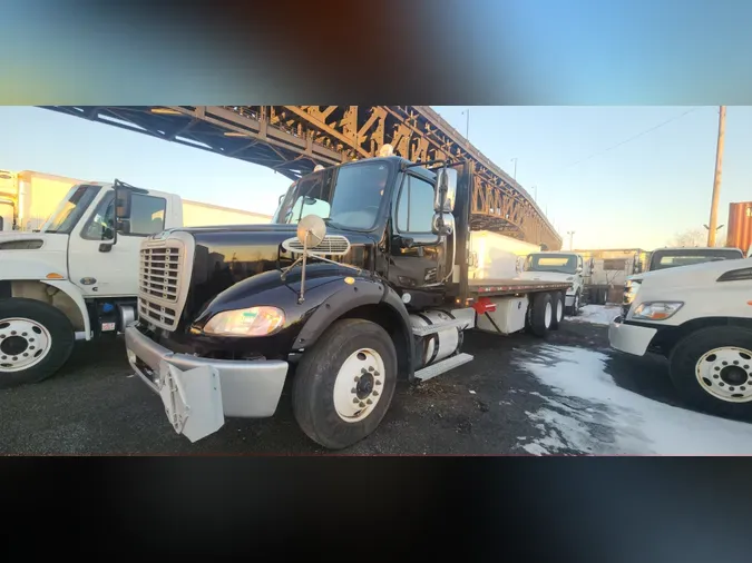 2016 FREIGHTLINER/MERCEDES M2 106