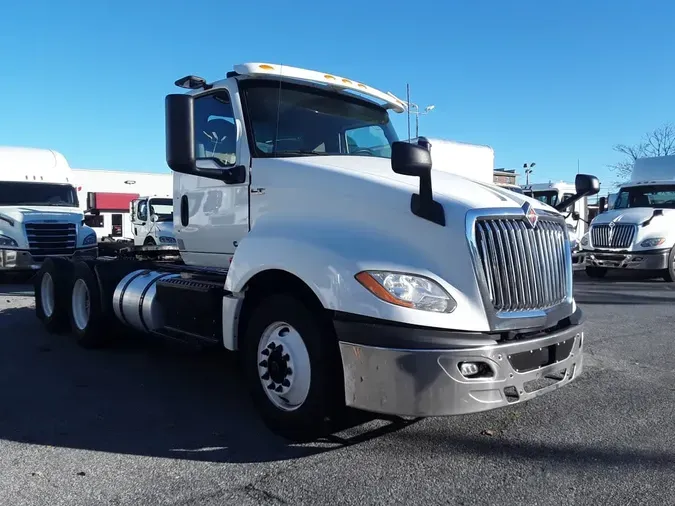 2019 NAVISTAR INTERNATIONAL LT625 DAYCAB T/A90f1862ce08fac2e138ce7d988561969