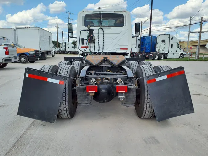 2018 NAVISTAR INTERNATIONAL LT625 DAYCAB T/A