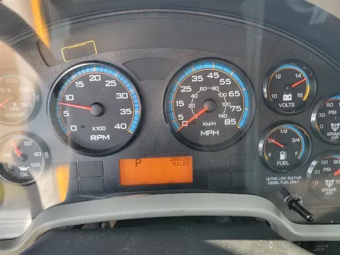 2018 INTERNATIONAL 4300