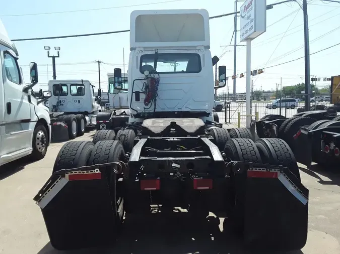 2018 NAVISTAR INTERNATIONAL RH613 DAYCAB T/A