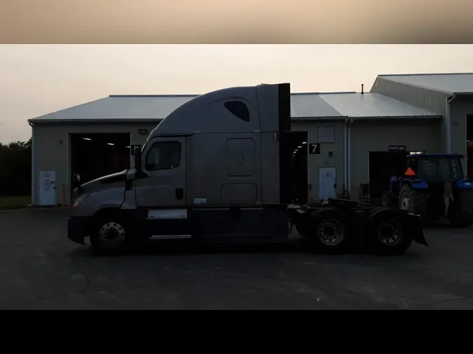 2020 Freightliner Cascadia