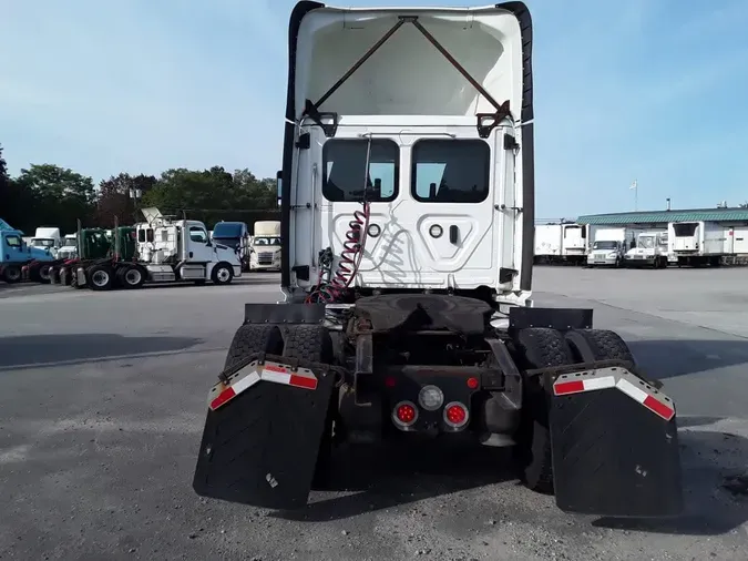 2020 FREIGHTLINER/MERCEDES NEW CASCADIA 126