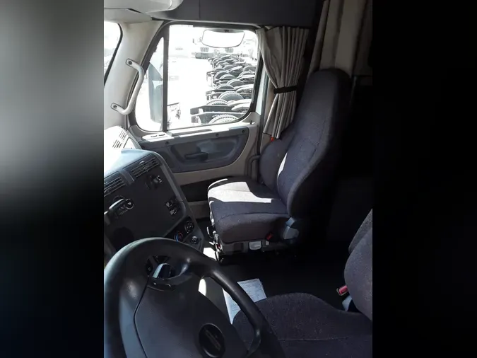 2020 FREIGHTLINER CASCADIA 125