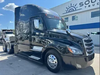 2022 FREIGHTLINER CASCADIA 126