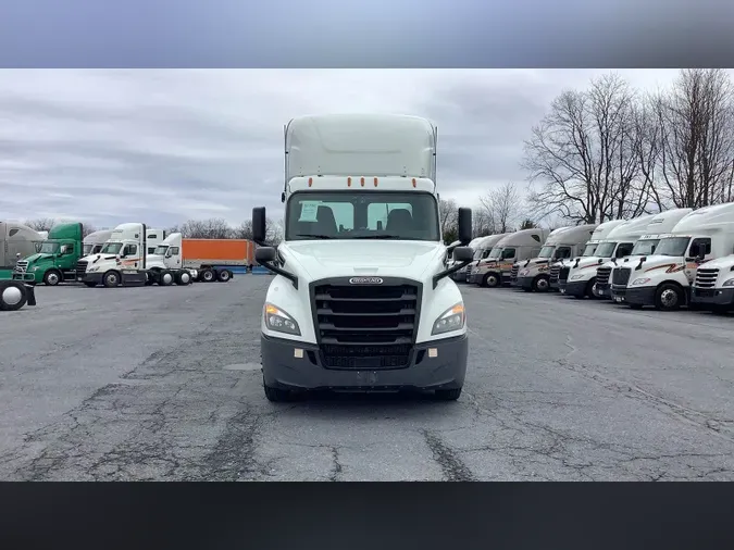 2020 Freightliner Cascadia 126910a2f5ef5d6c0e2210da1d8092abed1