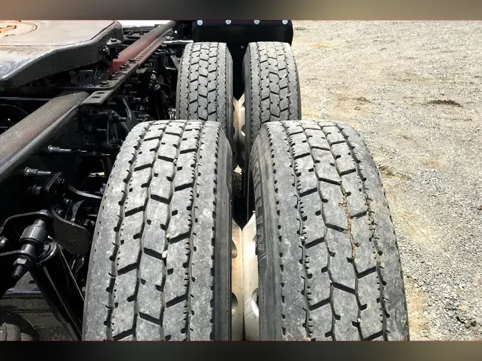 2021 INT LT625 6x4