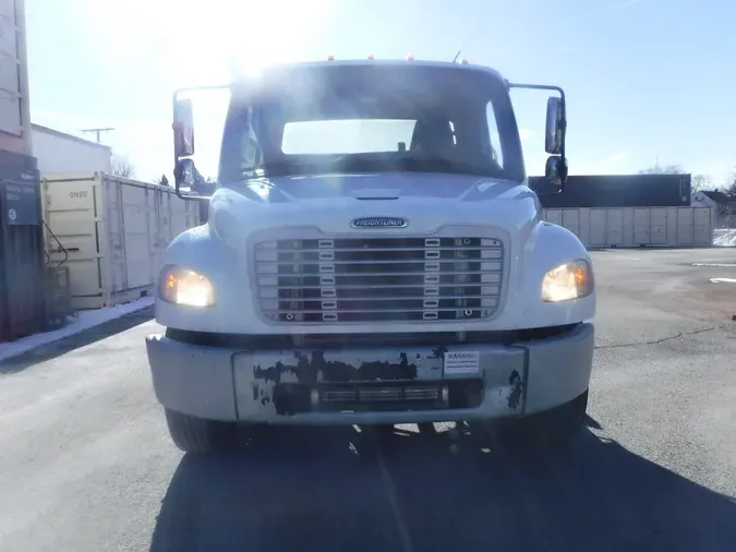 2016 FREIGHTLINER/MERCEDES M2 106