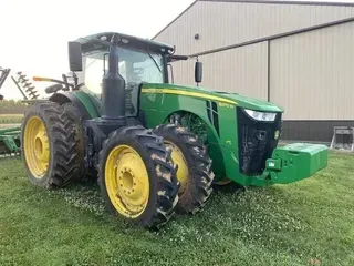 2017 John Deere 8370R