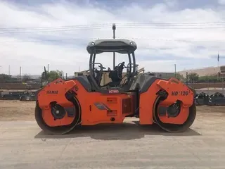 2017 Hamm HD120IVV