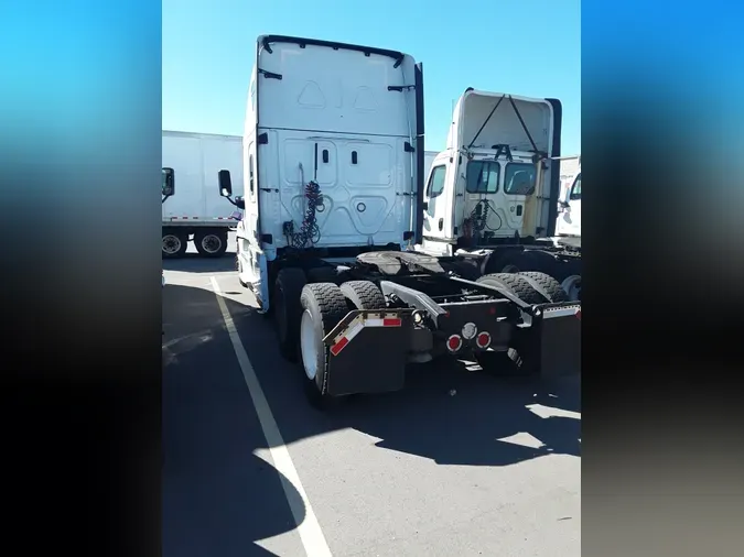 2019 FREIGHTLINER/MERCEDES CASCADIA 125