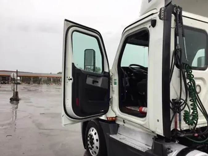 2019 Freightliner Cascadia