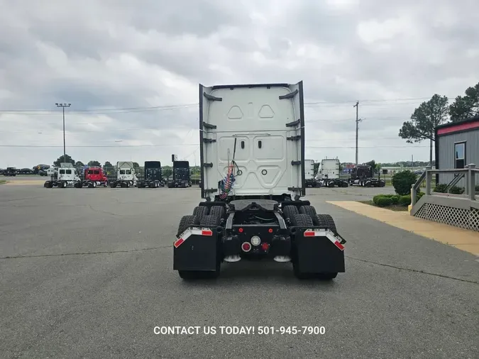 2020 FREIGHTLINER CASCADIA 125