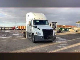 2022 Freightliner Cascadia 126