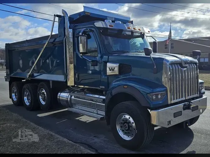 2025 WESTERN STAR 49X