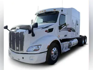 2022 Peterbilt 579
