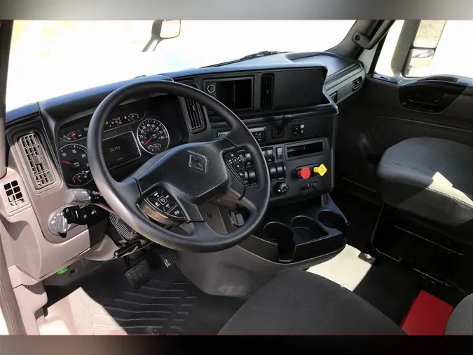 2019 INT LT625 6x4